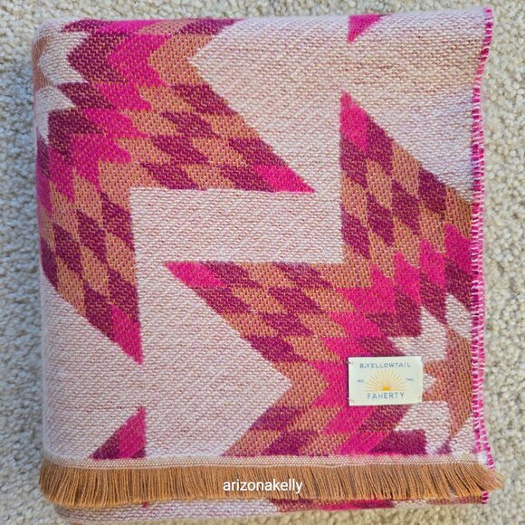 NWOT Faherty x B. Yellowtail Bright Star Scarf in Fuchsia Berry - Picture 12 of 13